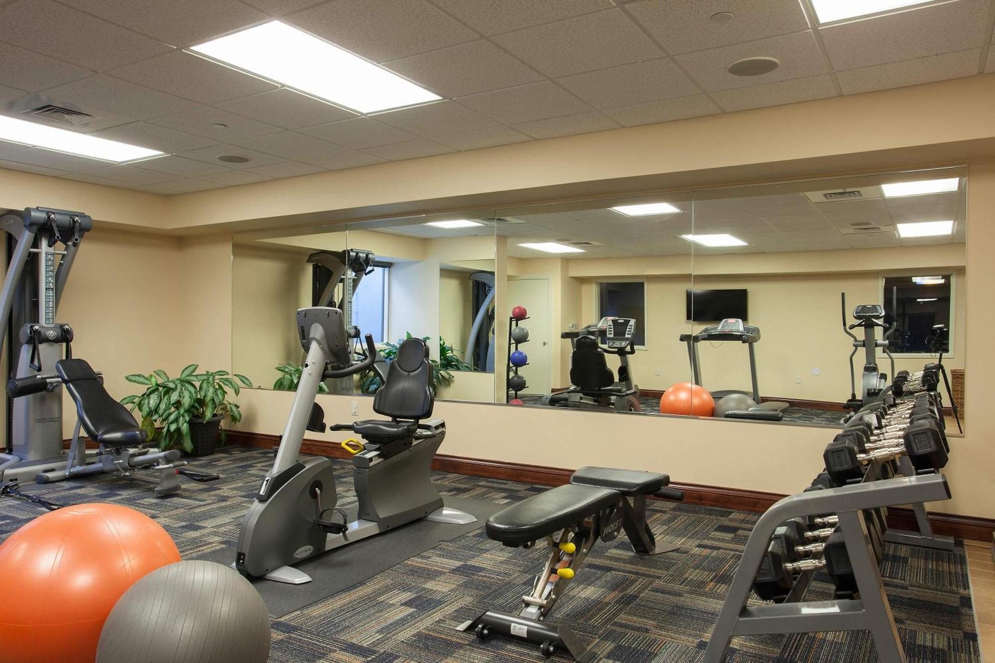 Bluegreen Vacations Patrick Henry Sqr, Ascend Resort Collection Вільямсбург Екстер'єр фото